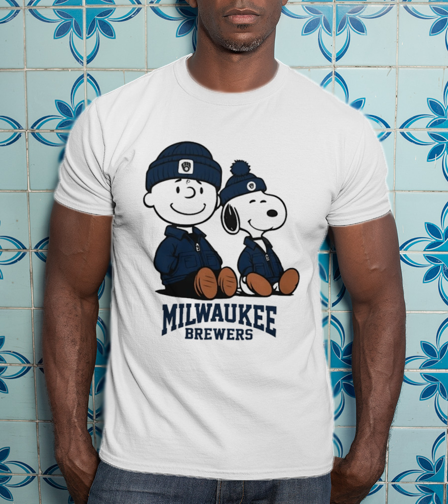 Milwaukee Brewers Charlie Brown Snoopy MLB Collaboration T-Shirt
