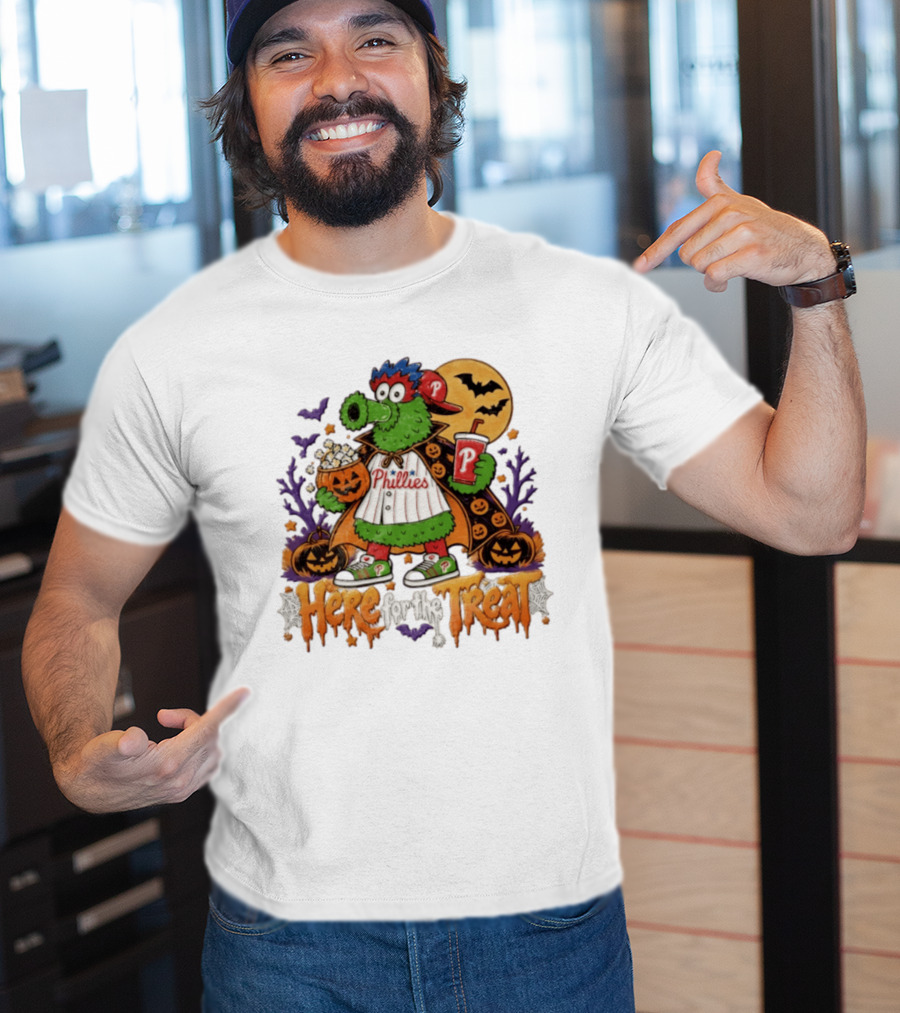 Halloween Phanatic Phillies Here For The Treat T-Shirt