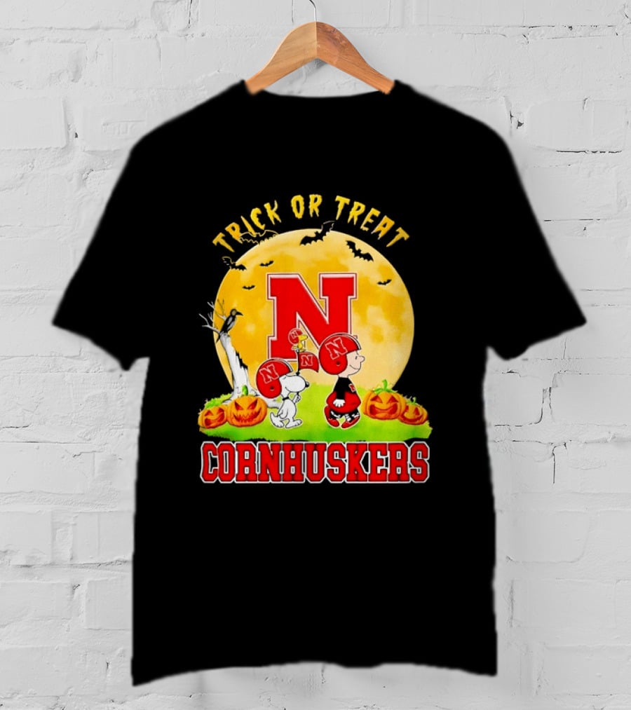 Nebraska Cornhuskers Trick Or Treat Halloween Charlie Brown Snoopy T-Shirt