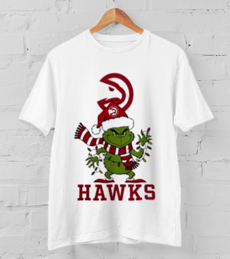 Grinch Atlanta Hawks Christmas Heart Hands 2026 T-Shirt