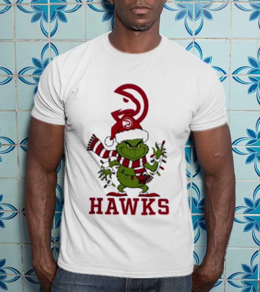 Grinch Atlanta Hawks Christmas Heart Hands 2026 T-Shirt