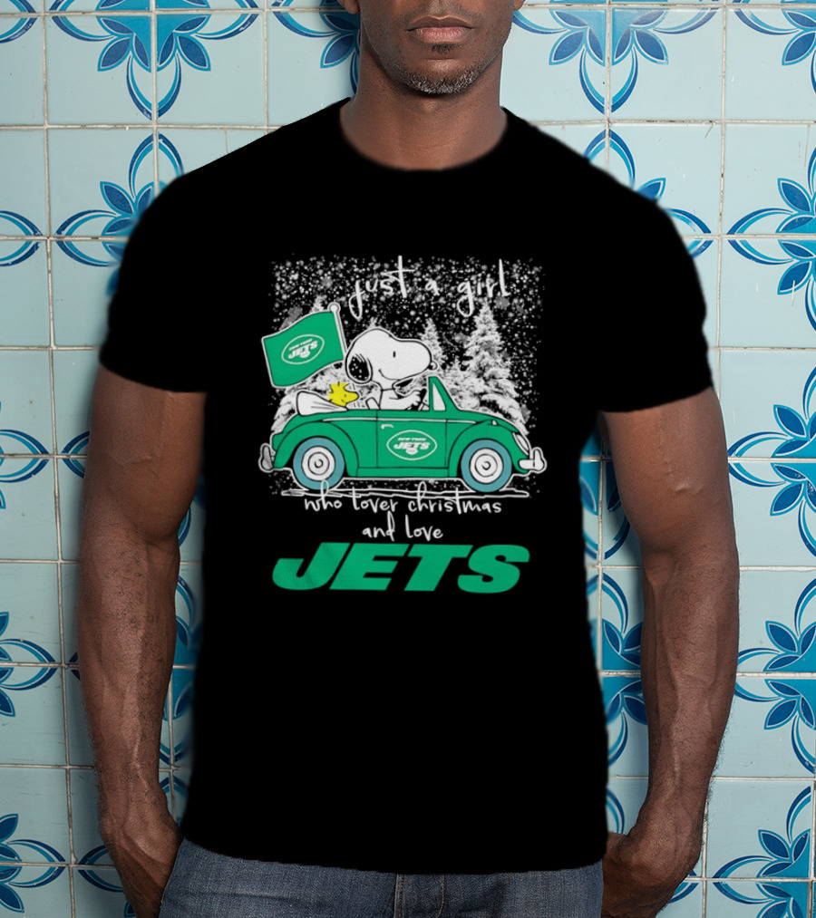 Snoopy Christmas New York Jets Fan In A Green Car With Snowflakes T-Shirt