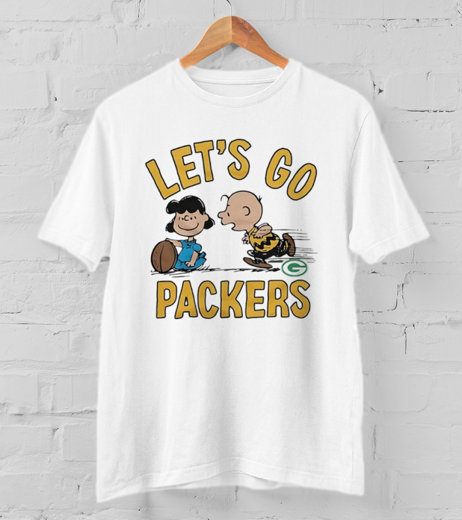 Charlie Brown And Lucy Let’s Go Green Bay Packers T-Shirt