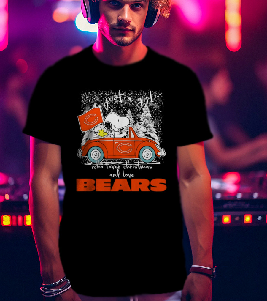 Just A Girl Who Loves Christmas And Chicago Bears T-Shirt