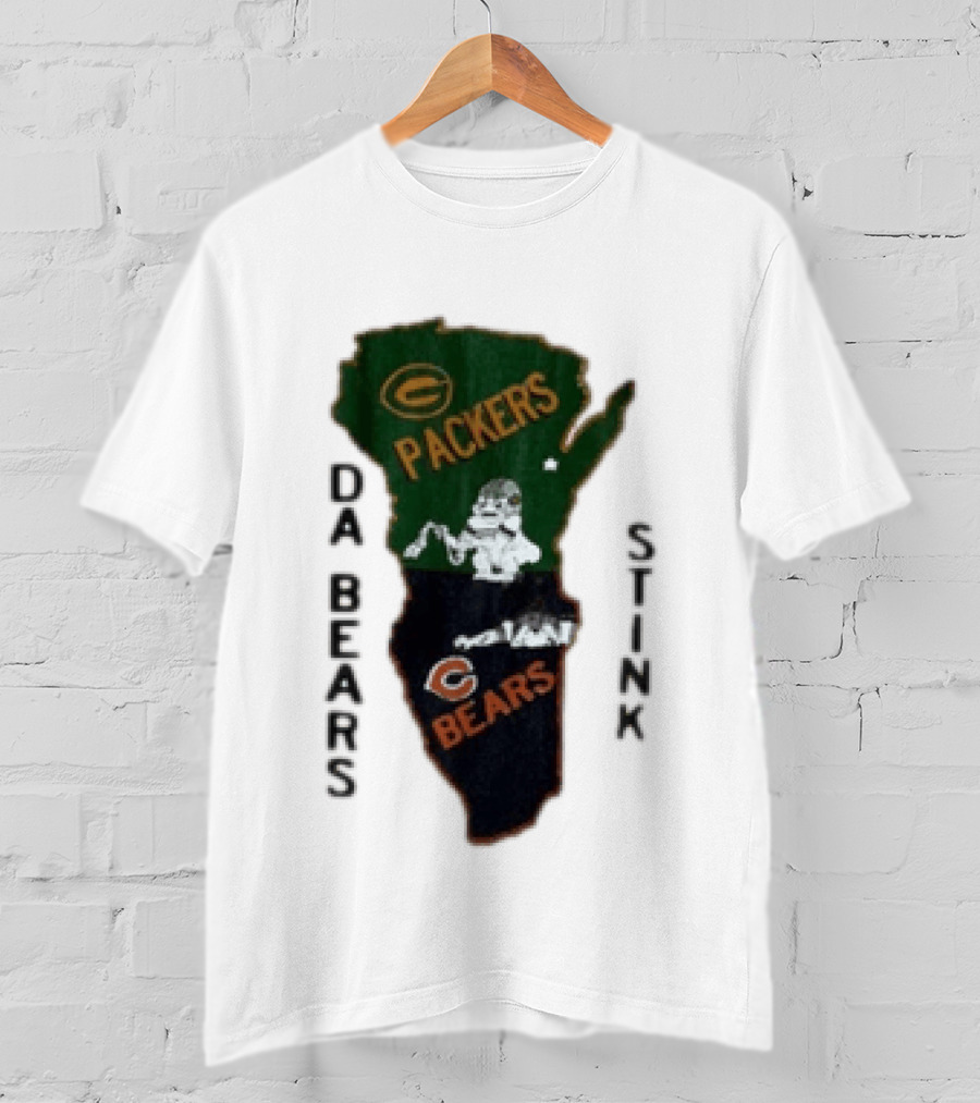Green Bay Packers And Chicago Bears Da Bears Stink Rivalry T-Shirt