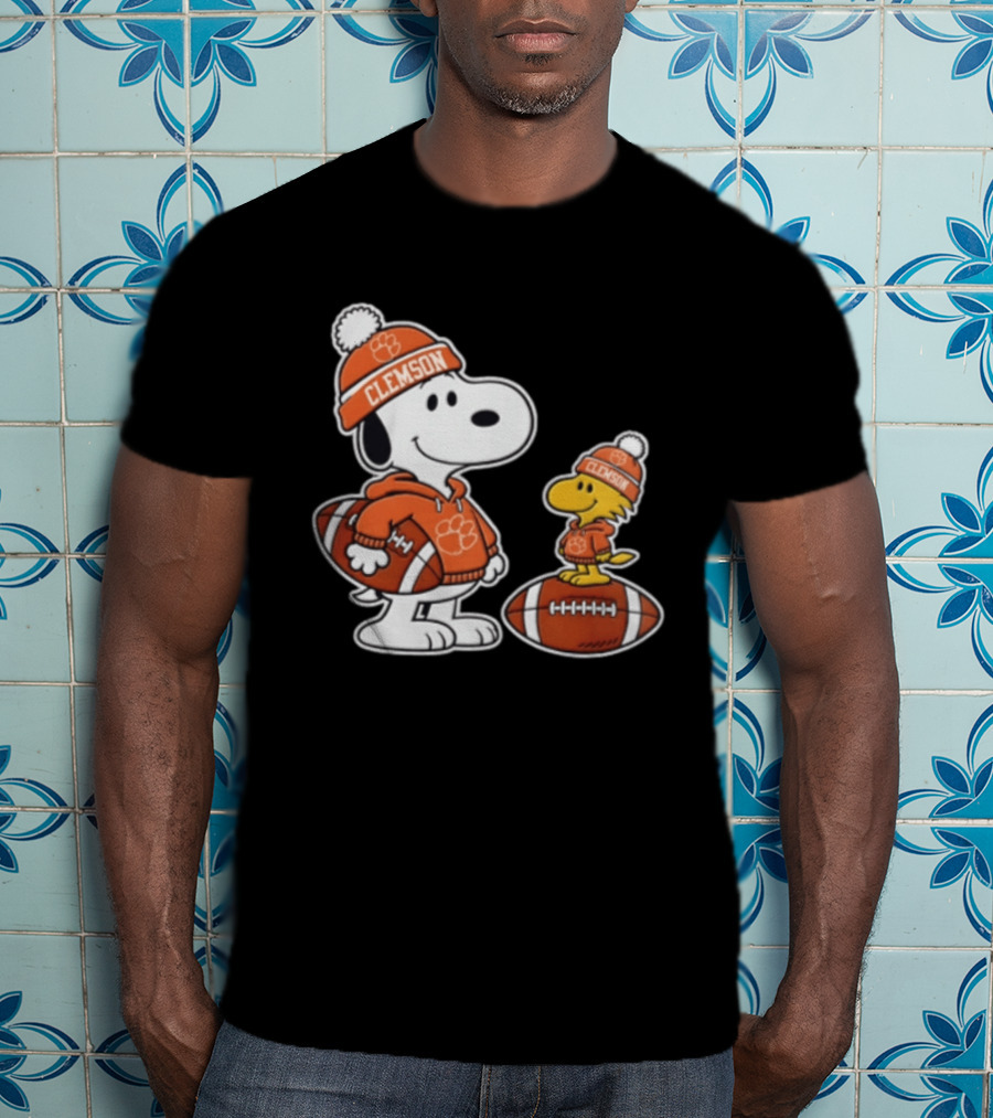 Snoopy And Woodstock Clemson Tigers Football Fans 2026 T-Shirt
