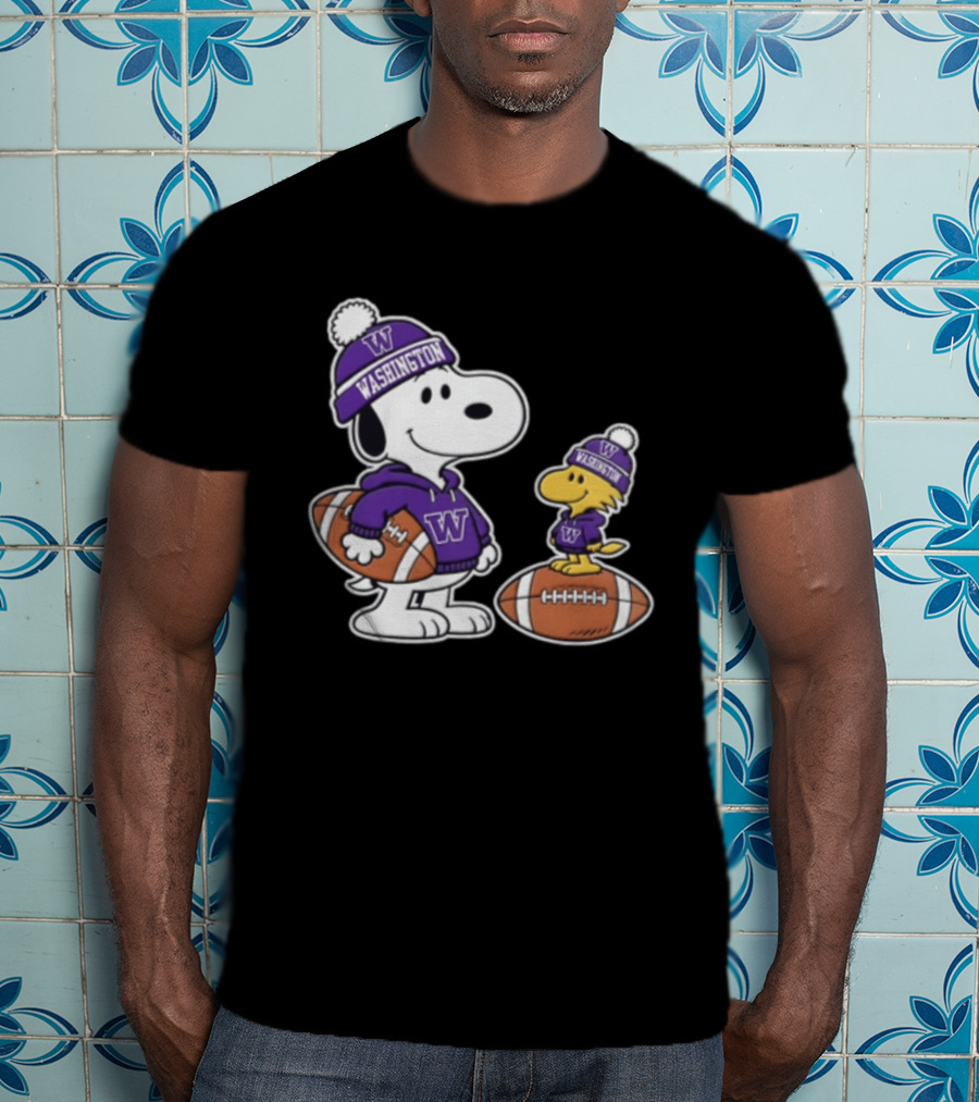 Snoopy Woodstock Washington Huskies Football Fans 2026 T-Shirt