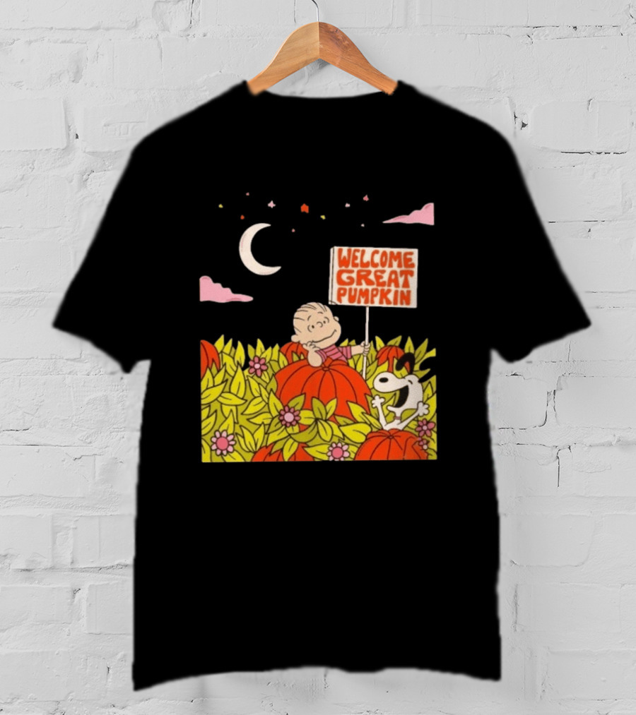 Linus And Snoopy Welcome Great Pumpkin Peanuts Moonlit Patch T-Shirt