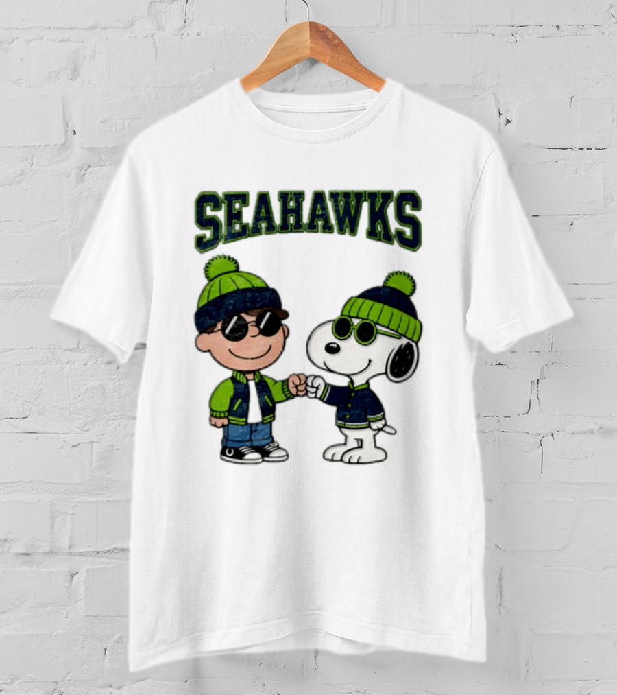 Seattle Seahawks Charlie Brown Snoopy Fist Bump Fan Gear T-Shirt