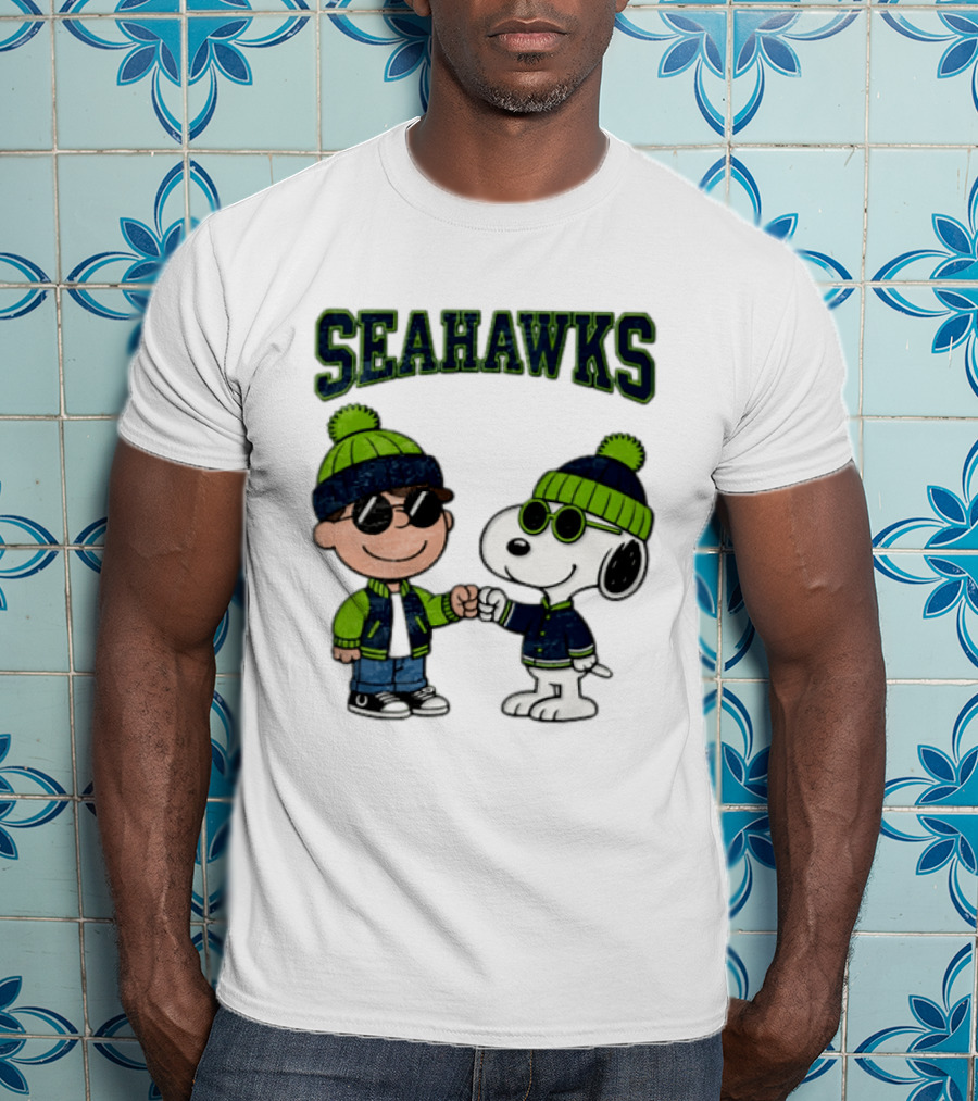 Seattle Seahawks Charlie Brown Snoopy Fist Bump Fan Gear T-Shirt