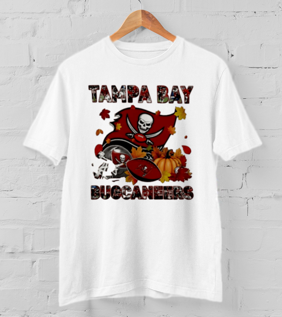 Tampa Bay Buccaneers Autumn 2026 Skull And Crossed Swords Football Pumpkin Decor T-Shirt