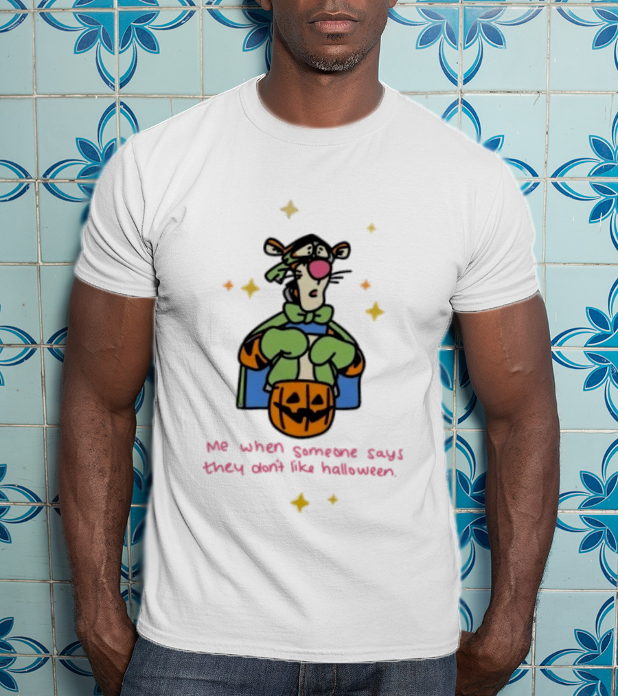 Tigger Reaction When Someone Doesn't Like Halloween Pumpkin Costume T-Shirt