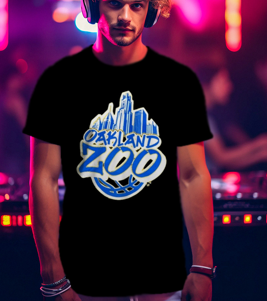 Oakland Zoo Pittsburgh Basketball Est 2001 City Skyline T-Shirt