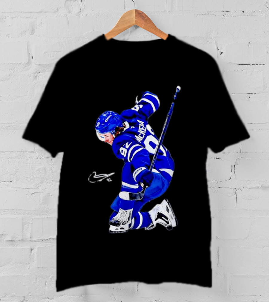 Toronto Maple Leafs John Tavares Player Action T-Shirt
