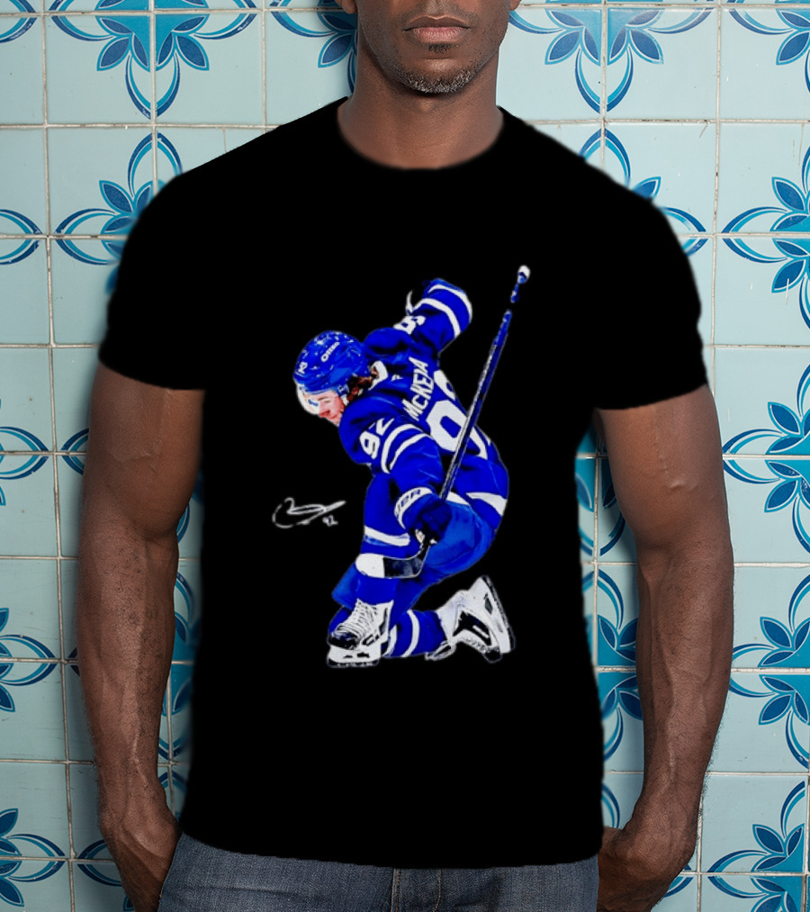 Toronto Maple Leafs John Tavares Player Action T-Shirt
