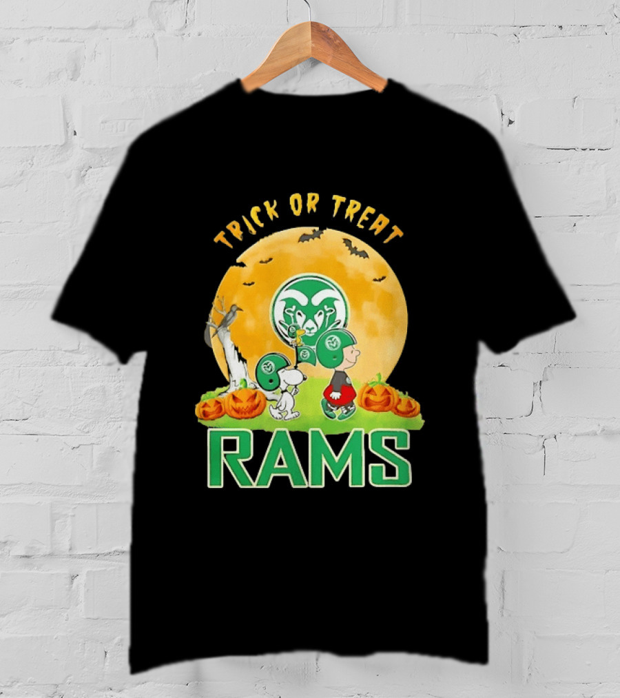 Snoopy Charlie Brown Woodstock Colorado State Rams Trick Or Treat Halloween Moon T-Shirt