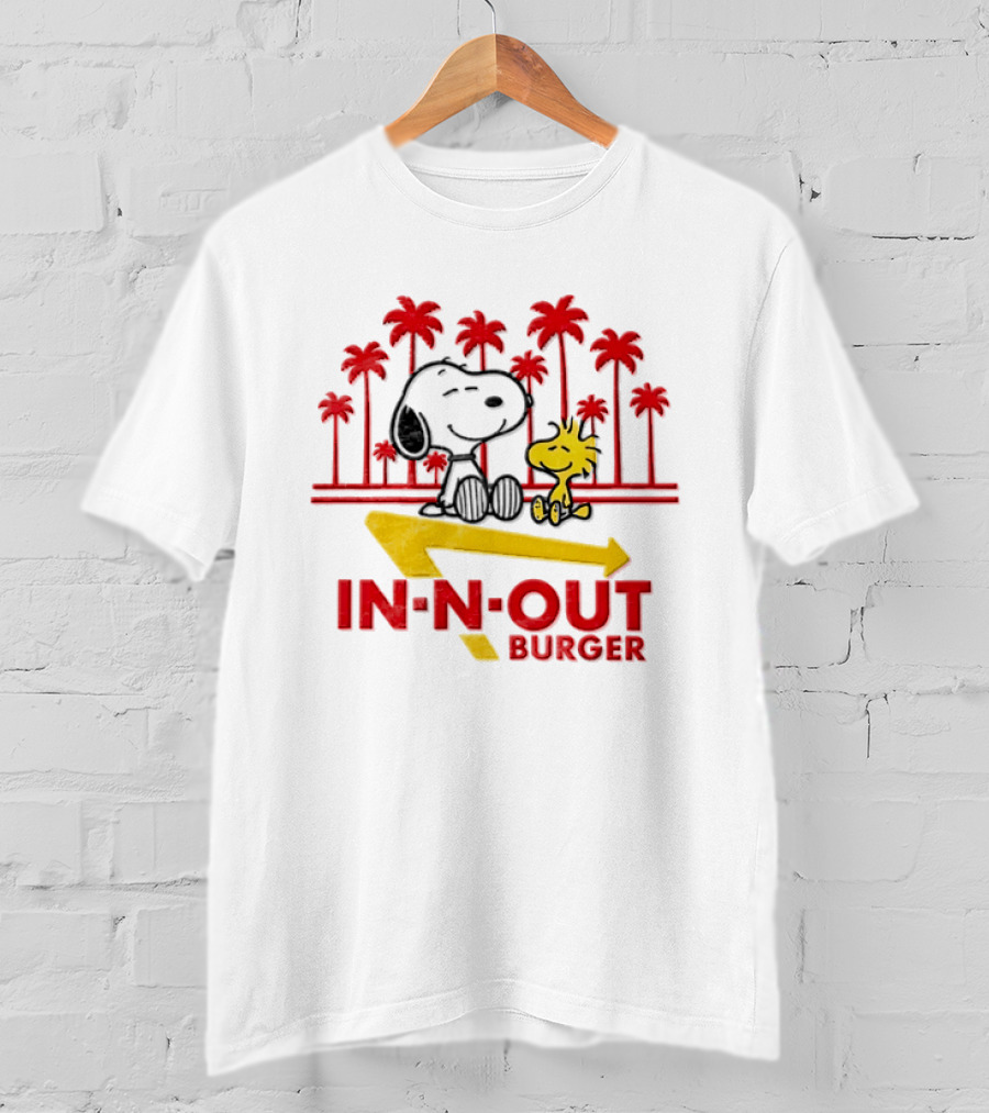 Snoopy And Woodstock Enjoying In N Out Burger With Iconic Palm Trees T-Shirt