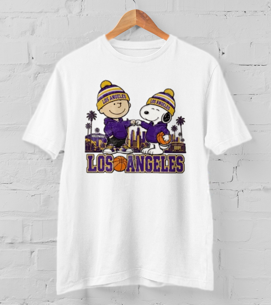 Los Angeles Charlie Brown Snoopy Basketball Fans Skyline Vintage Lakers T-Shirt
