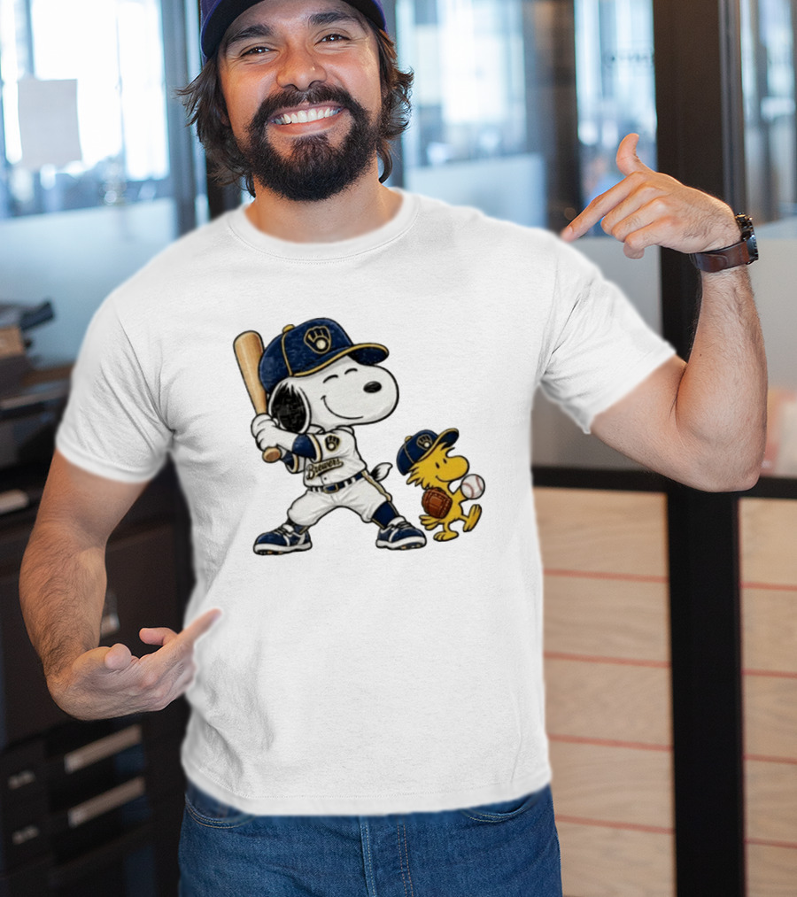 Snoopy Woodstock Milwaukee Brewers Baseball Fan Gear Classic Peanuts Characters T-Shirt