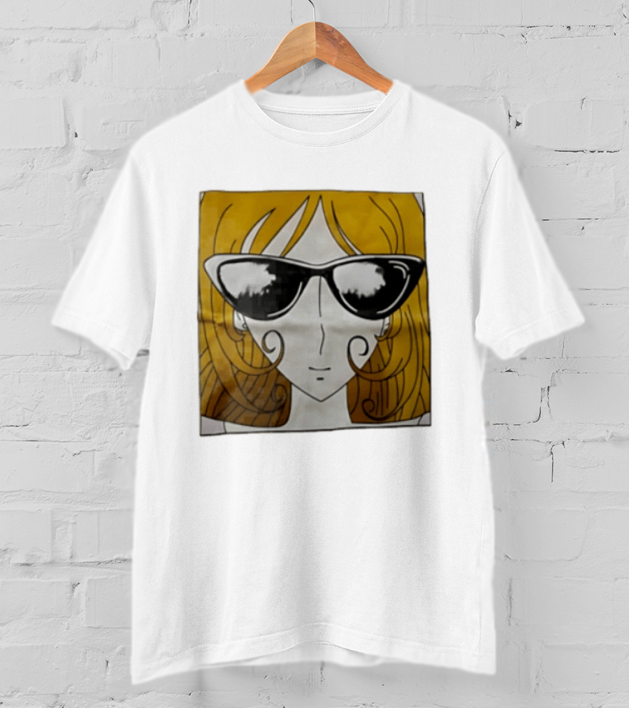 Anime Girl Yellow Hair Sunglasses Retro Chic T-Shirt