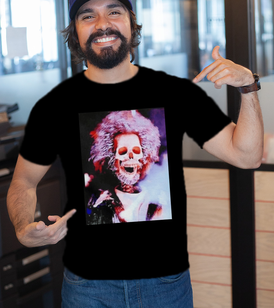 Daniel Stern Marv Merchants Electrocution Scene Skeleton Home Alone T-Shirt