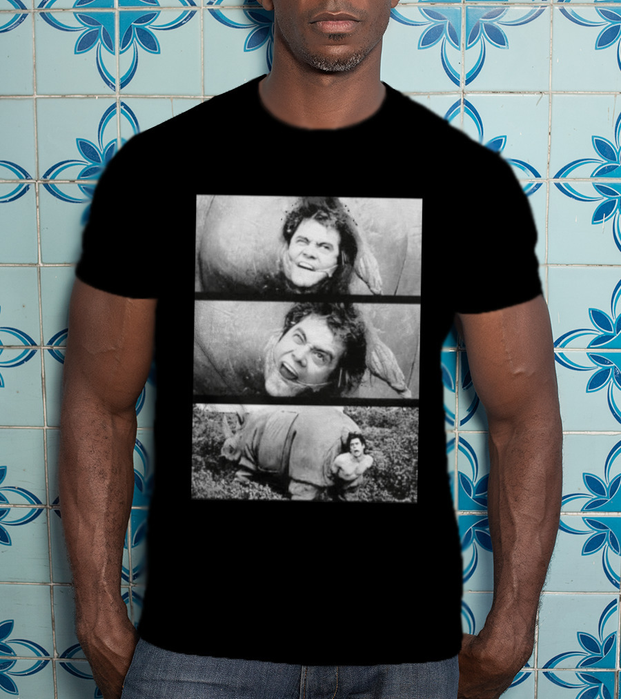 Jim Carrey Ace Ventura Rhino Scene Comedy Iconic Moment Film Humor T-Shirt