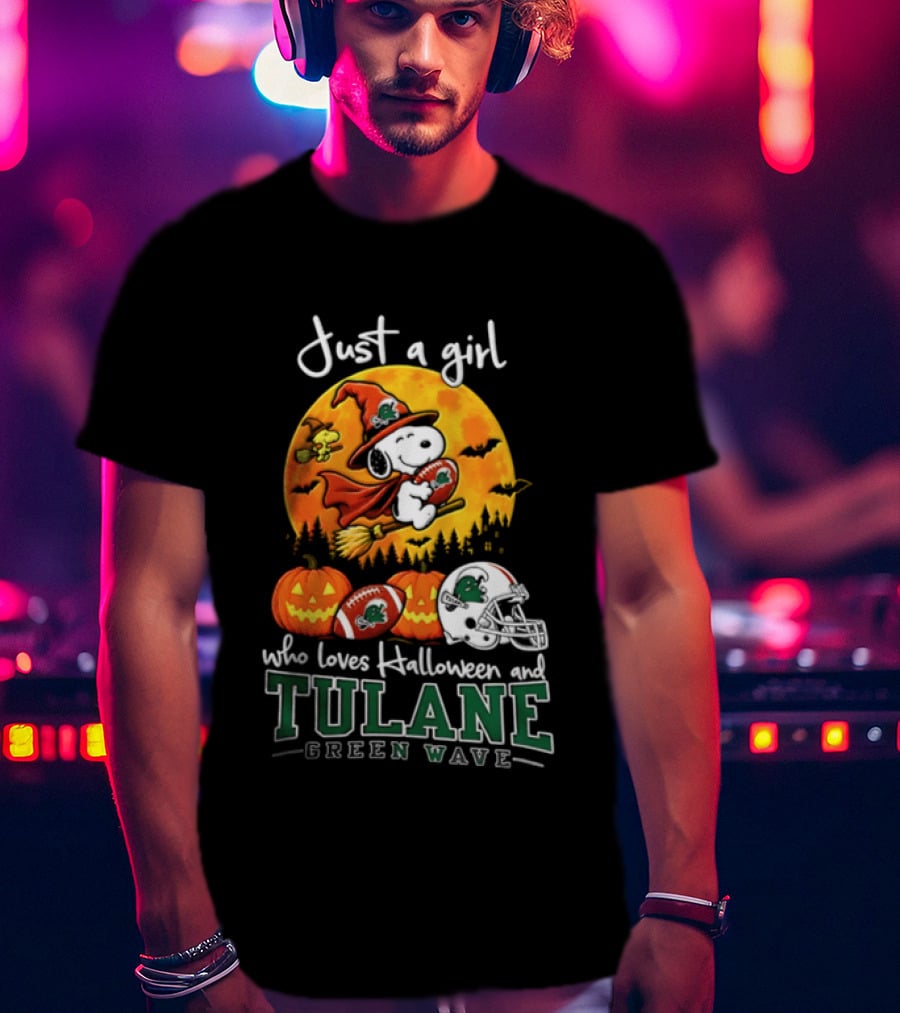 Snoopy Woodstock Halloween Tulane Green Wave 2026 Fan Passion T-Shirt
