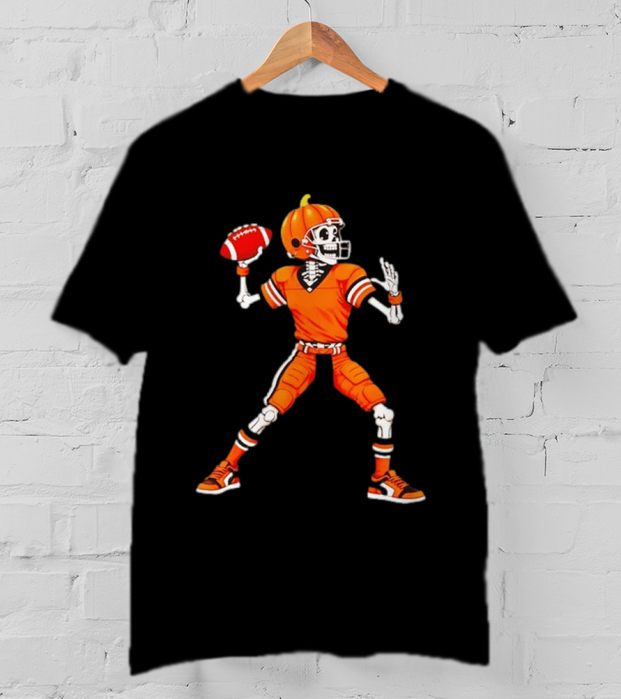 Cleveland Browns Pumpkin Skeleton Football Player Halloween T-Shirt