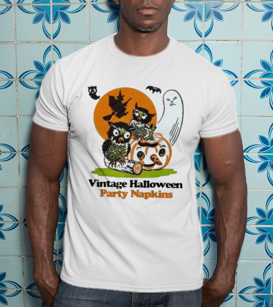 Vintage Halloween Party Napkins Owls Pumpkin Ghost Witch Bats T-Shirt