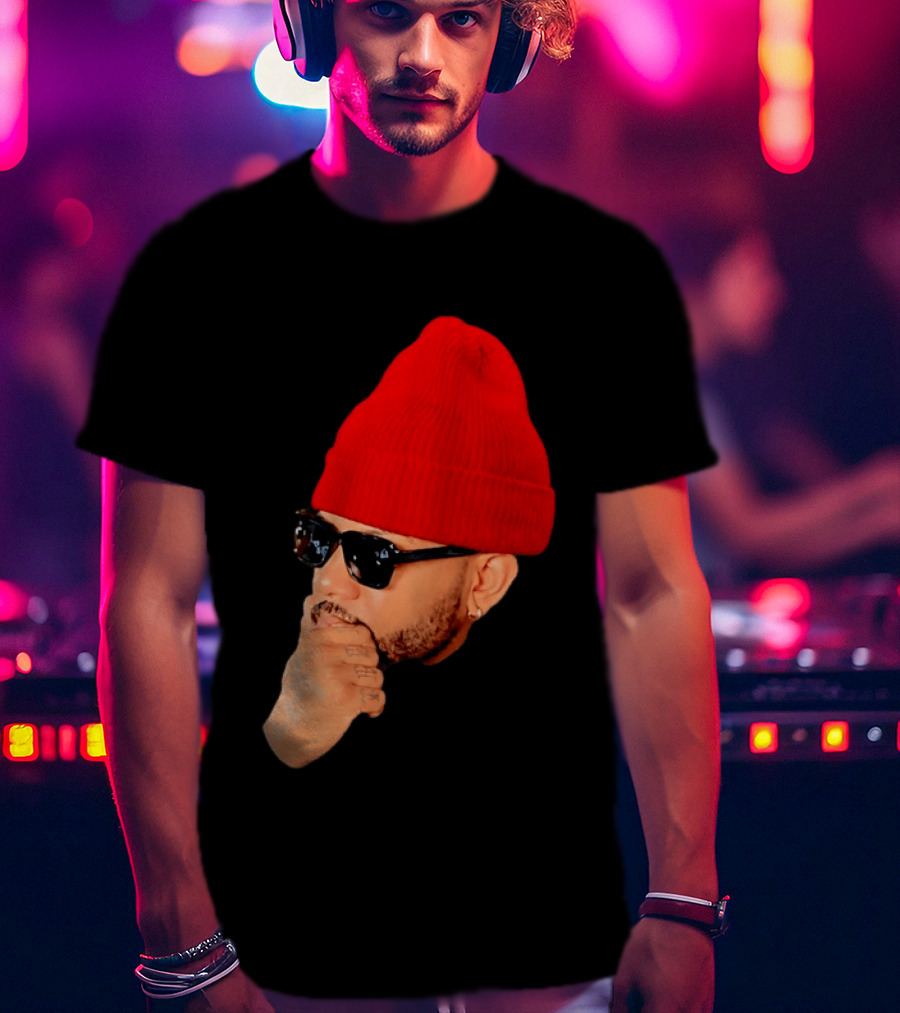 Bryson Tiller Wearing Red Beanie And Sunglasses T-Shirt
