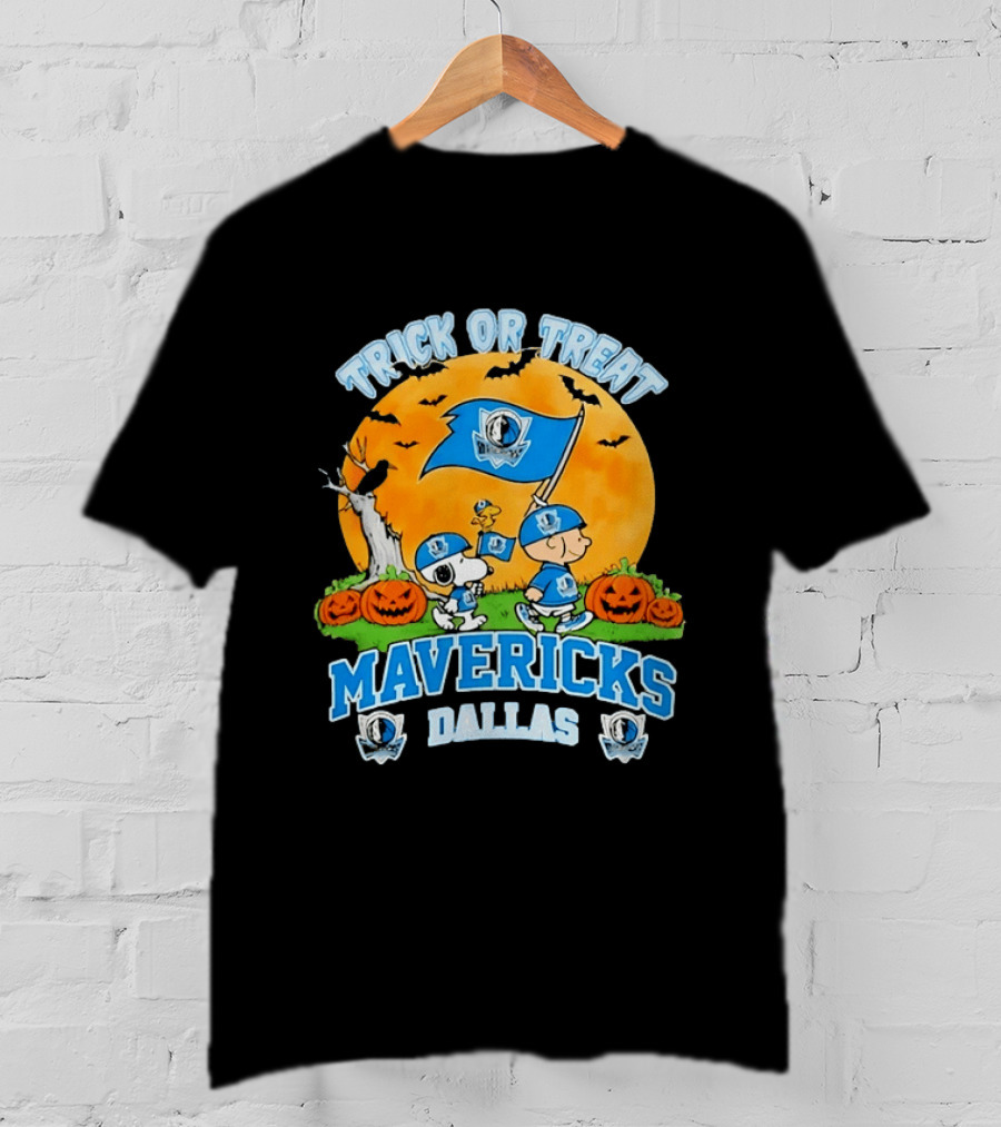 Dallas Mavericks Peanuts Trick Or Treat Halloween T-Shirt
