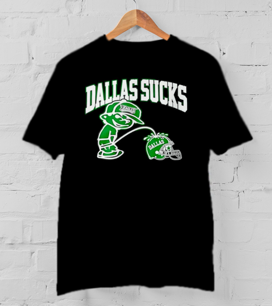 Dallas Sucks Philadelphia Eagles Rivalry Helmet Cartoon T-Shirt