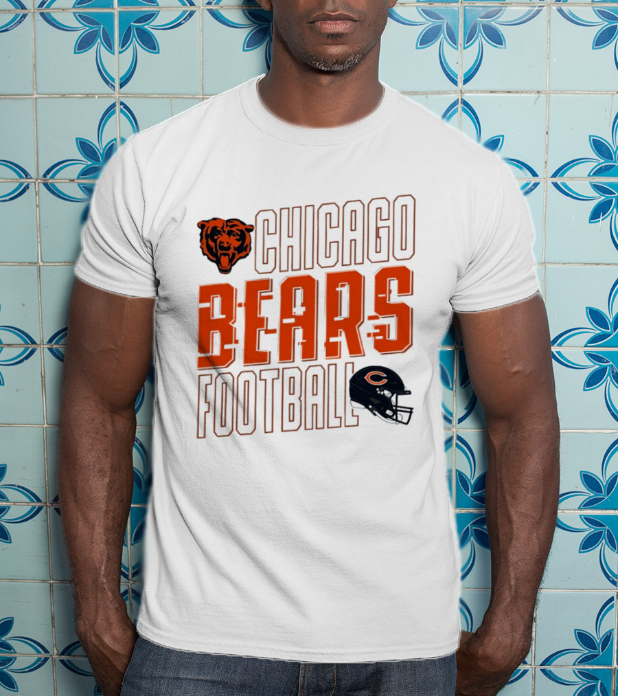 Chicago Bears Football Team Vintage Bear Helmet T-Shirt