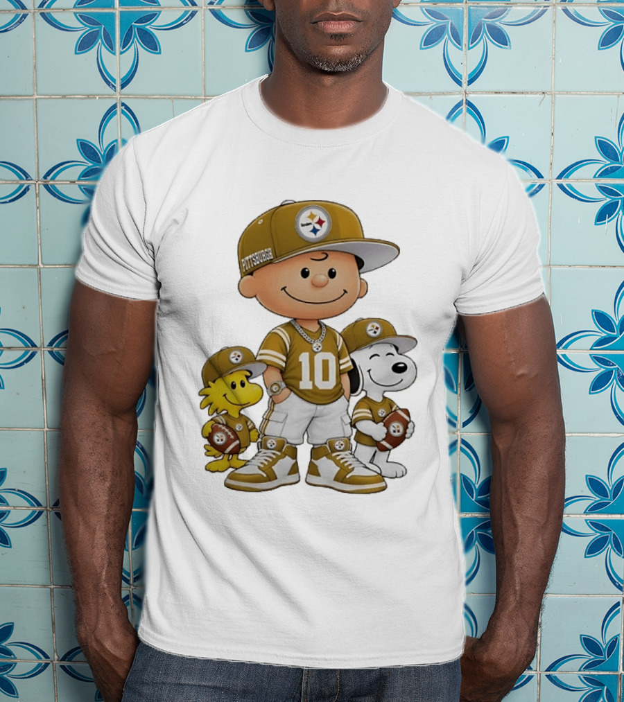 Pittsburgh Steelers Charlie Brown Woodstock Snoopy Number 10 Football Fans T-Shirt