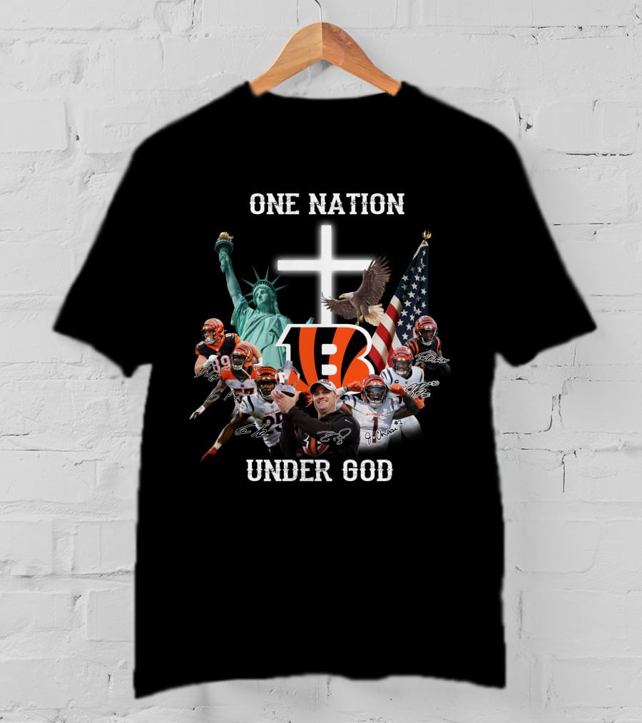 Cincinnati Bengals One Nation Under God Statue Of Liberty American Flag Eagle Football Players T-Shirt