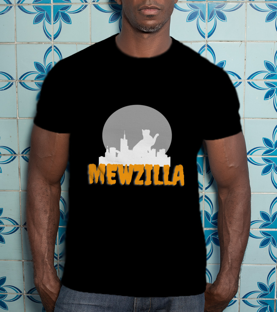 Mewzilla Cat Silhouette Over City Skyline Full Moon T-Shirt