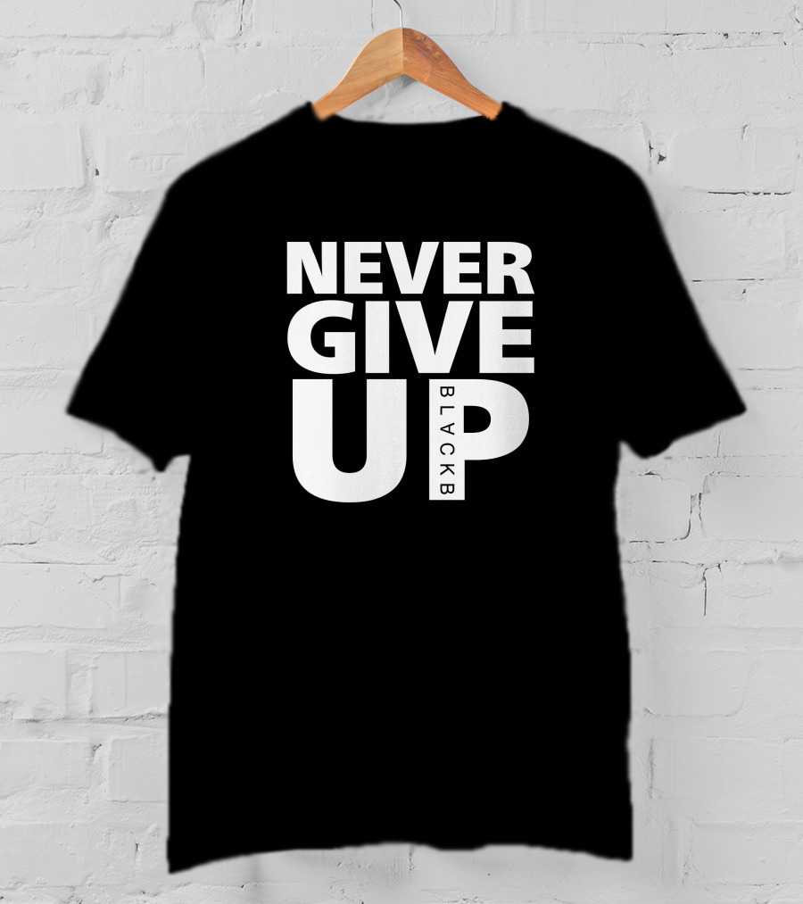 Never Give Up MO Salah T-Shirt