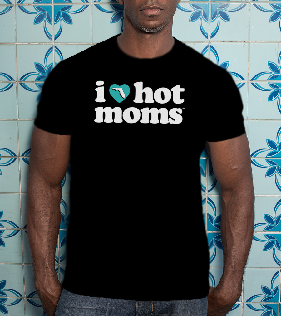 I Love Hot Mom Florida Charity Heart Shape Icon Map T-Shirt