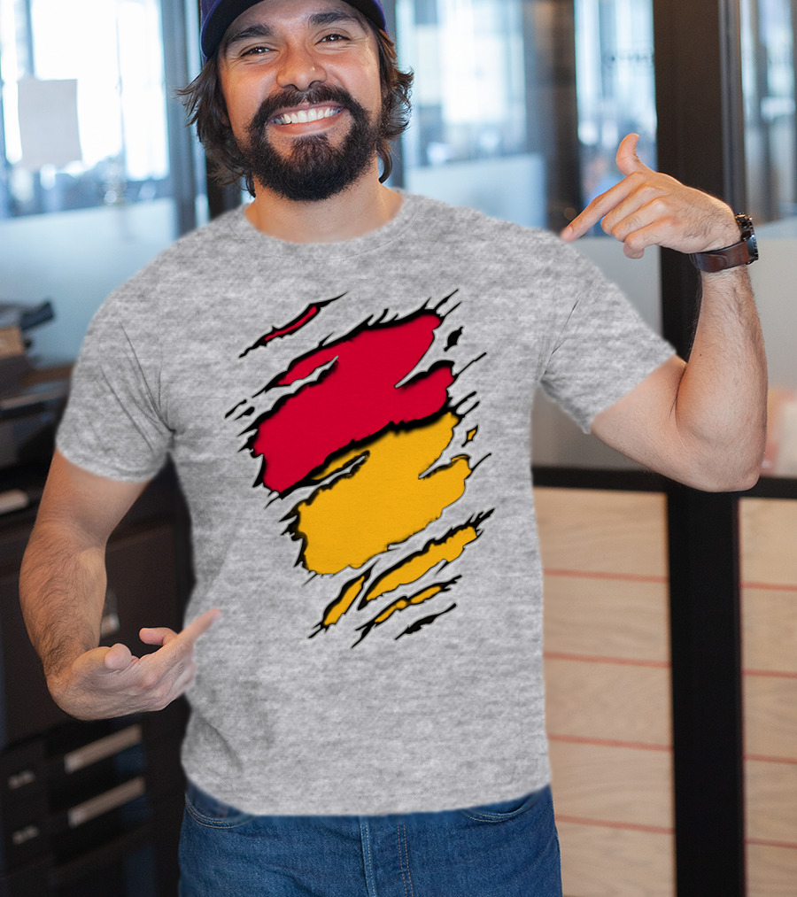 Pac Bra Claw Marks Design Red Yellow Scratch Marks T-Shirt