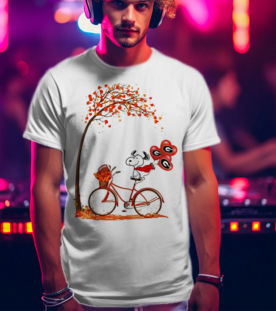 Snoopy Georgia Football Fall Bicycle Balloons T-Shirt
