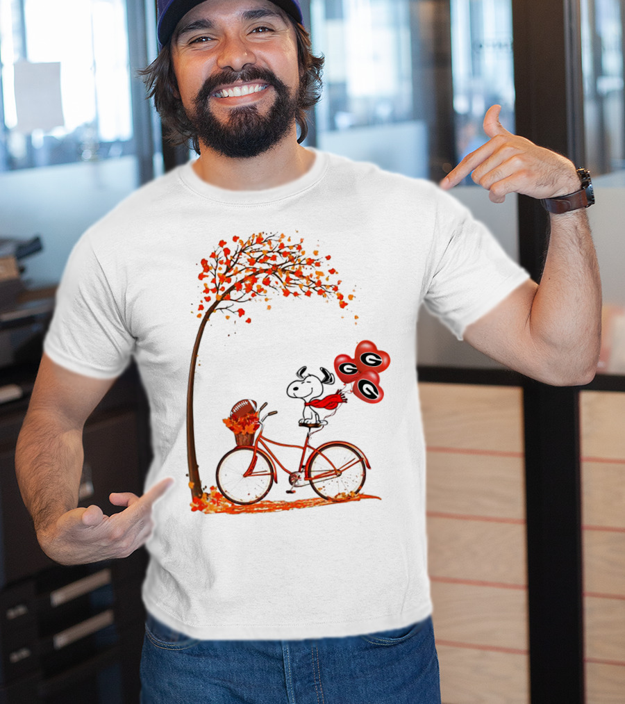 Snoopy Georgia Football Fall Bicycle Balloons T-Shirt