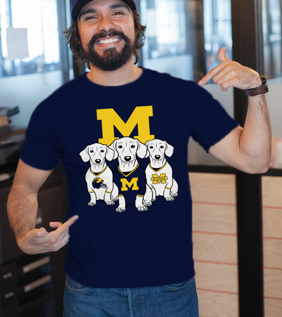 Michigan Wolverines Three Dachshund Dogs T-Shirt