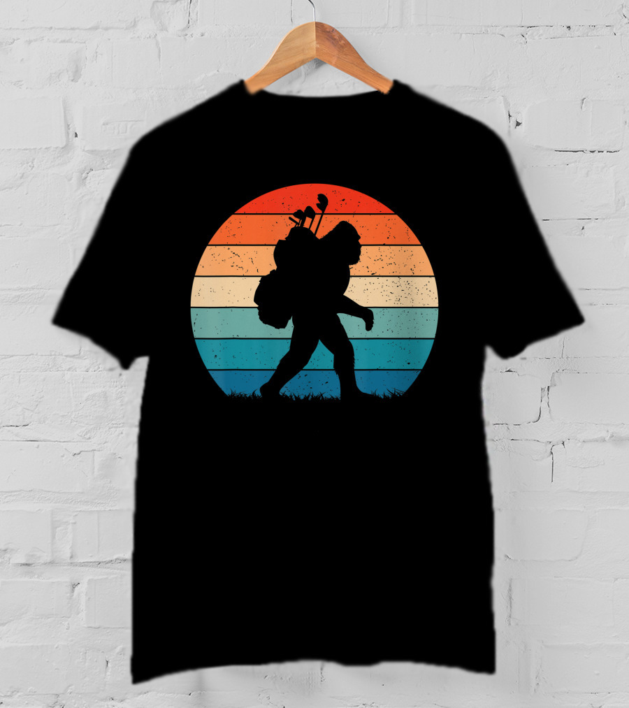 Bigfoot Sasquatch Playing Golf Retro Vintage T-Shirt