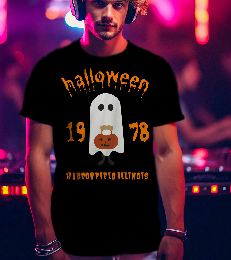 Halloween 1978 Ghost With Pumpkin In Haddonfield Illinois T-Shirt