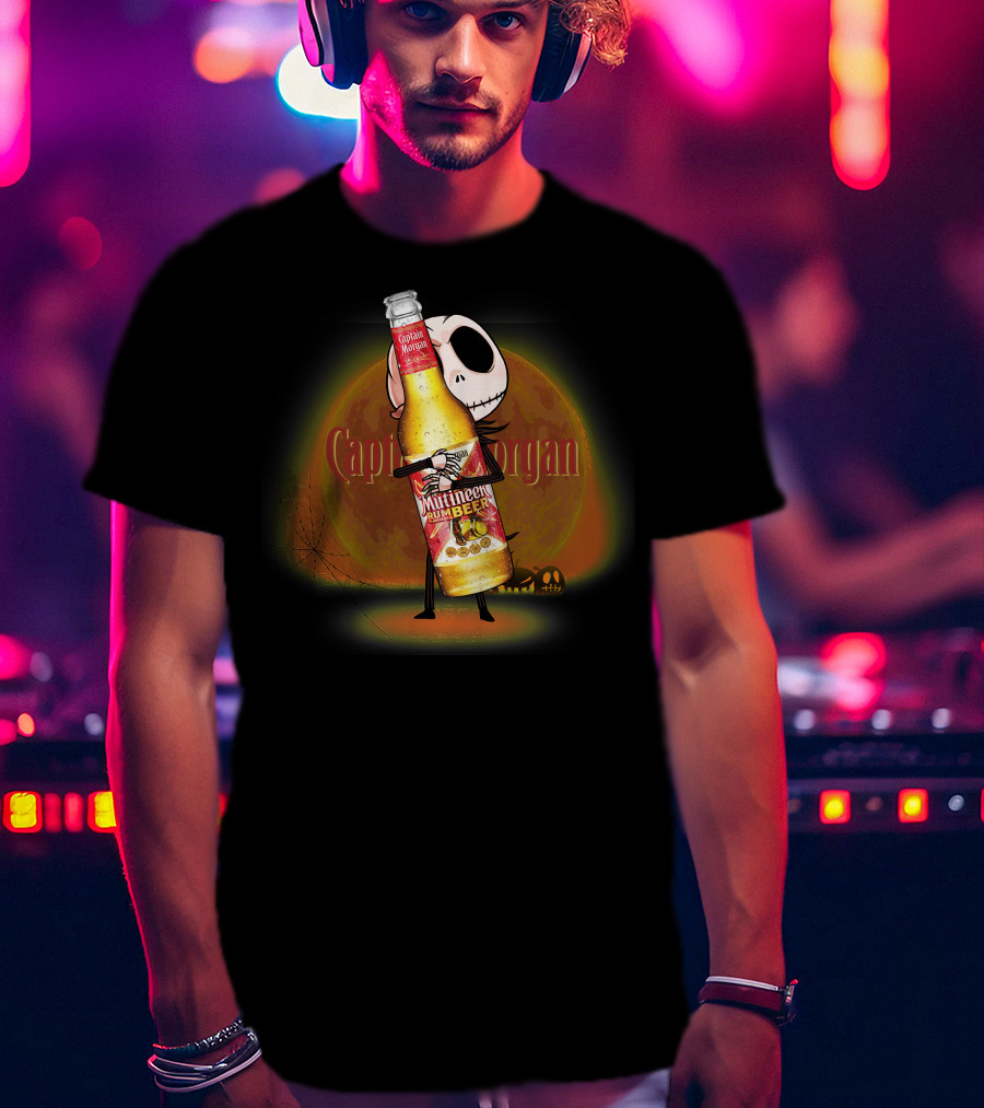 Jack Captain Morgan Mutineer Rum Halloween Moon T-Shirt