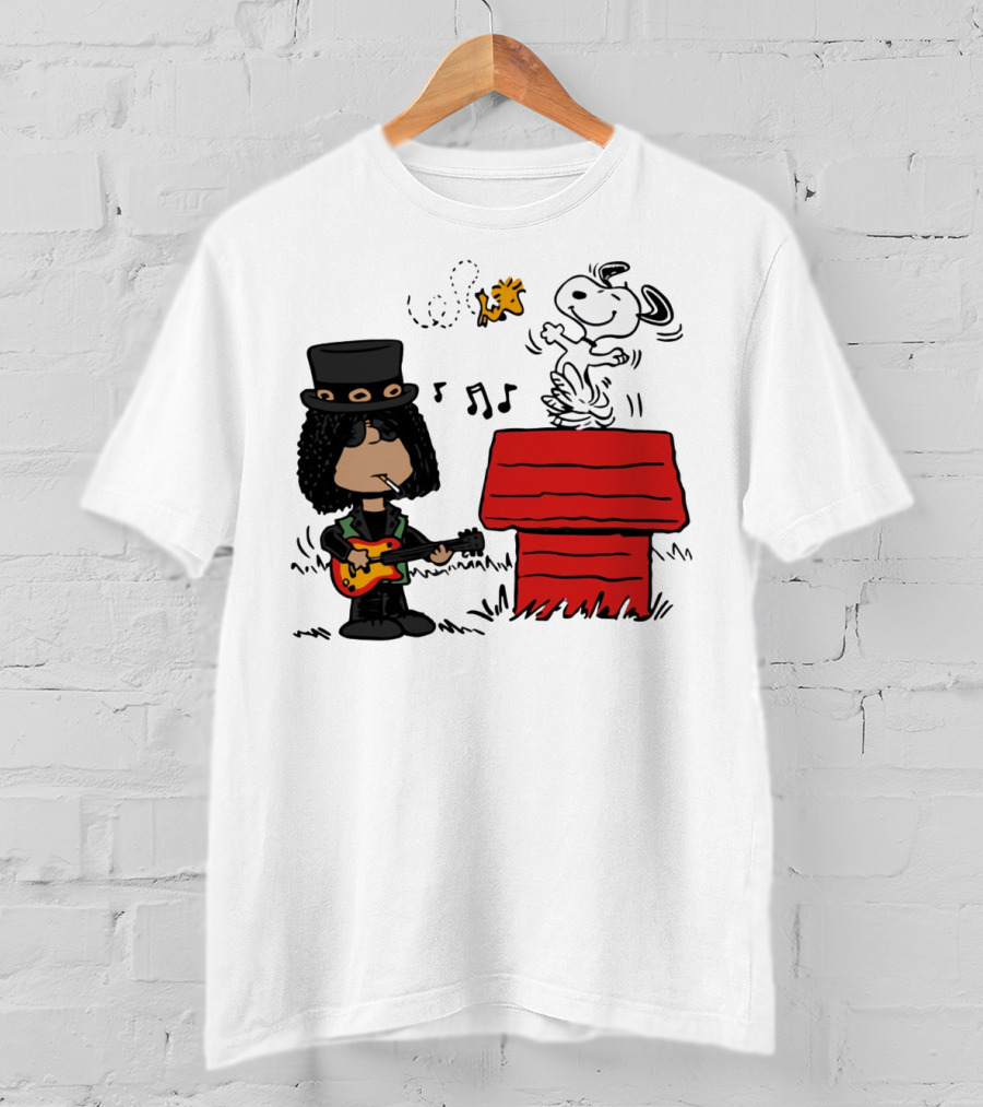 Slash Style Guitarist With Snoopy And Woodstock Playing Music T-Shirt