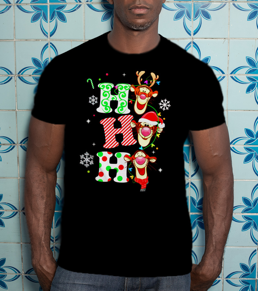 Ho Ho Ho Tigger Christmas Reindeer Santa Snowflakes T-Shirt