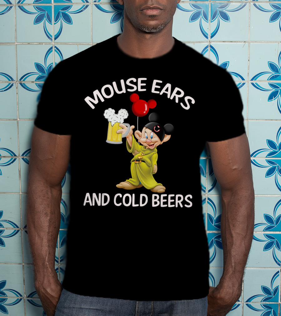 Mouse Ears And Cold Beers Dopey Mug Balloon T-Shirt