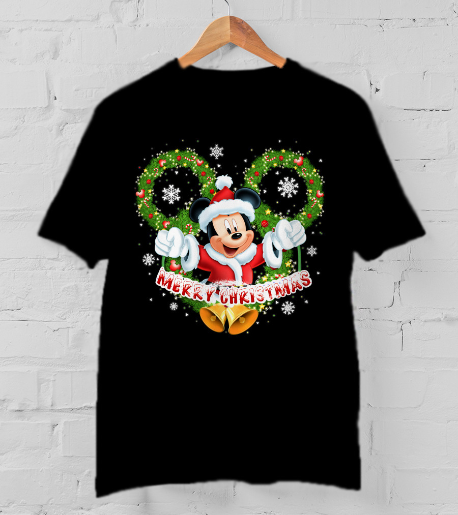 Mickey Mouse Merry Christmas Wreaths And Snowflakes T-Shirt