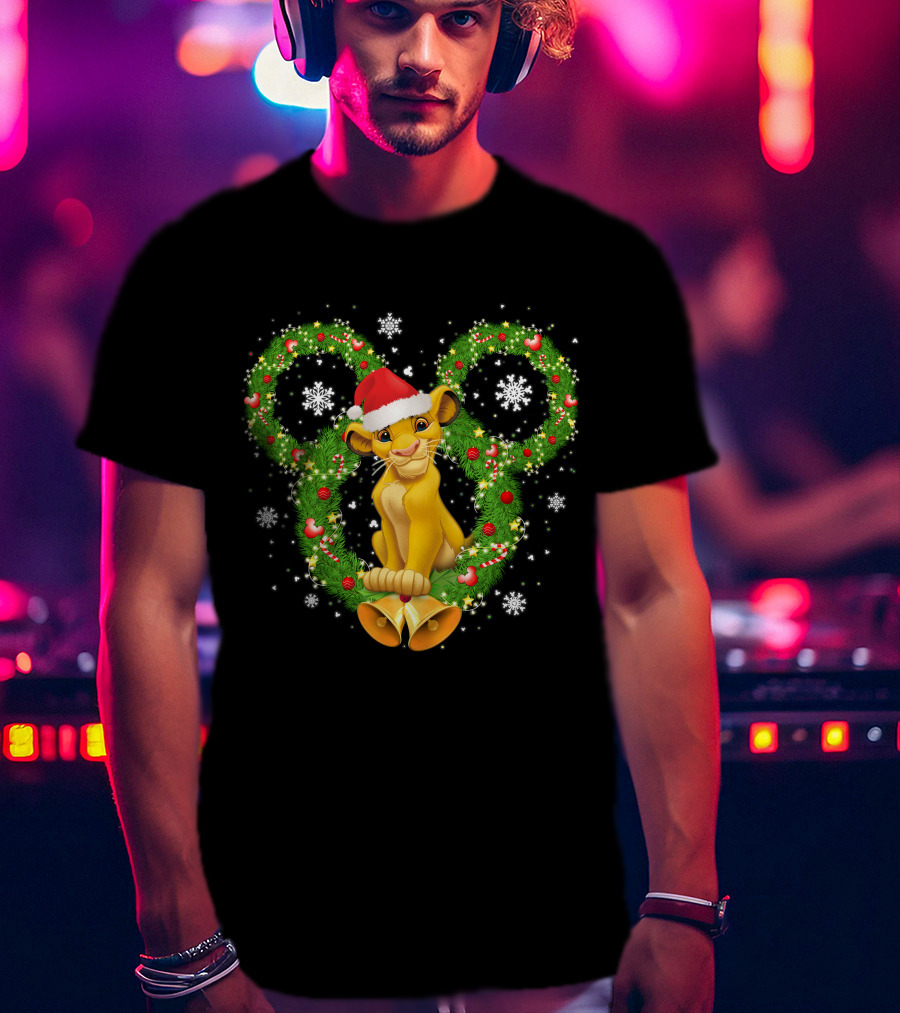 Simba Christmas Wreath With Santa Hat And Snowflakes T-Shirt